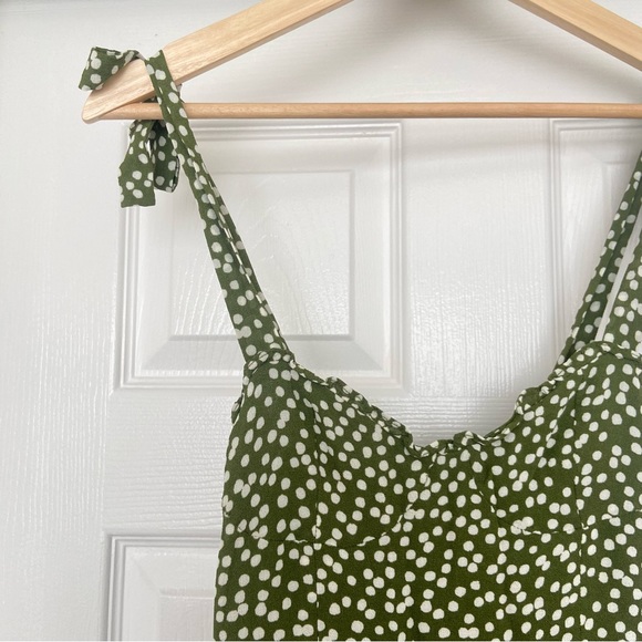 Reformation Christine dress in green - Picture 5 of 10